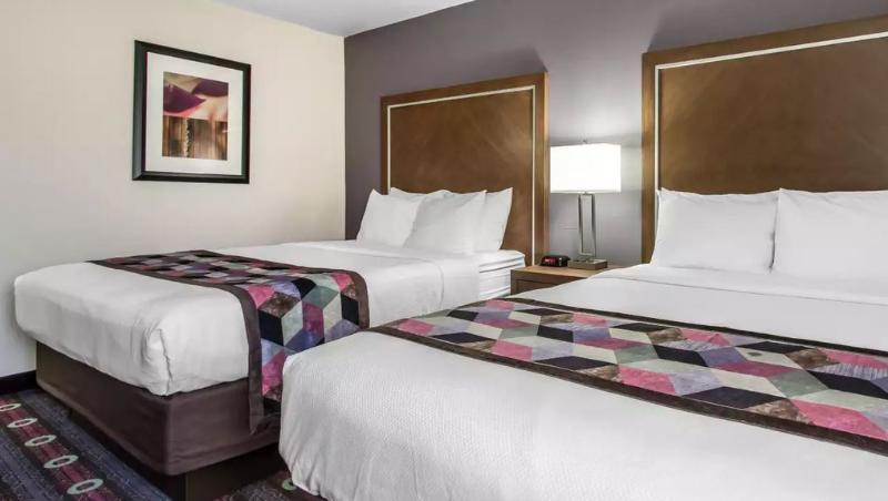 Holiday Inn Express & Suites Tulsa East - Catoosa By Ihg Kültér fotó