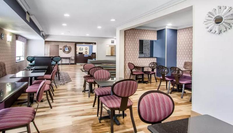 Holiday Inn Express & Suites Tulsa East - Catoosa By Ihg Kültér fotó